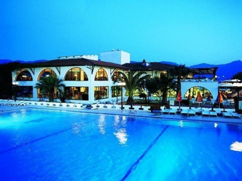 Palm Wings Beach Resort Spa Kusadasi ดาวุตลาร์ ภายนอก รูปภาพ