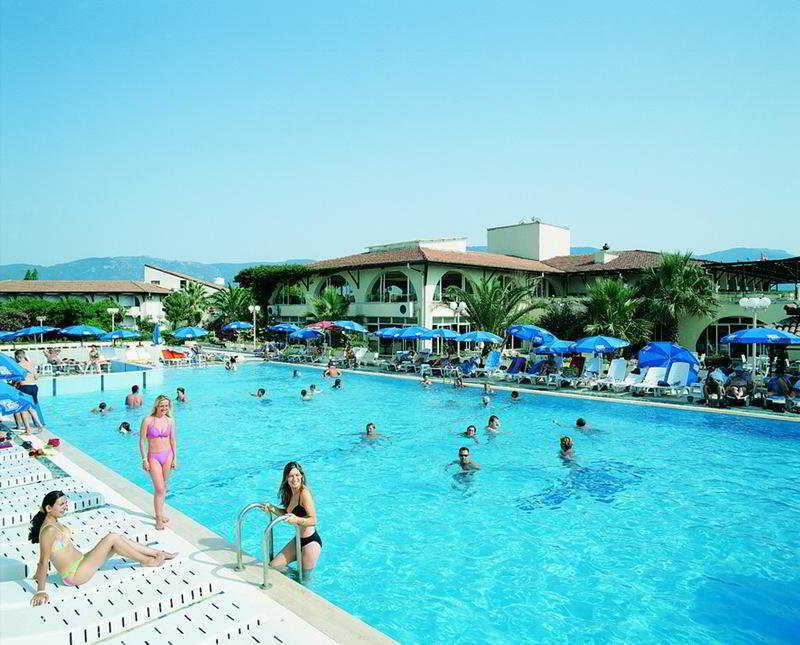 Palm Wings Beach Resort Spa Kusadasi ดาวุตลาร์ ภายนอก รูปภาพ